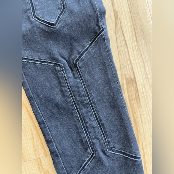 7 For All Mankind Jeans - Picture 2 of 5